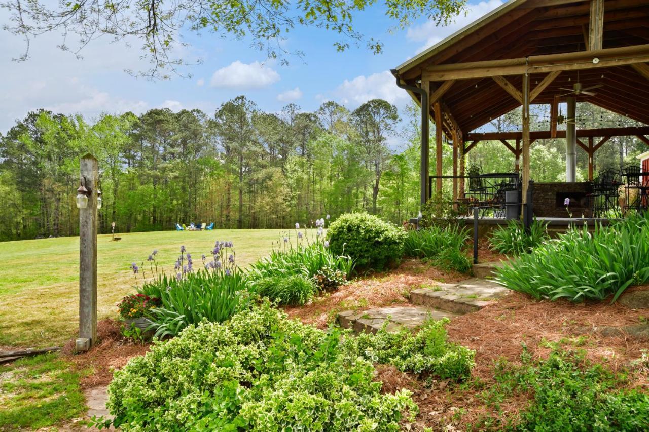 The Farmhouse Inn Buckhead Eksteriør bilde